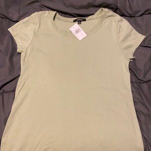 Regular Green Tee Size XL